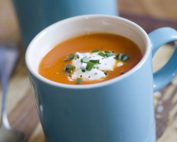 Zupa krem z pomidorów z serem mascarpone